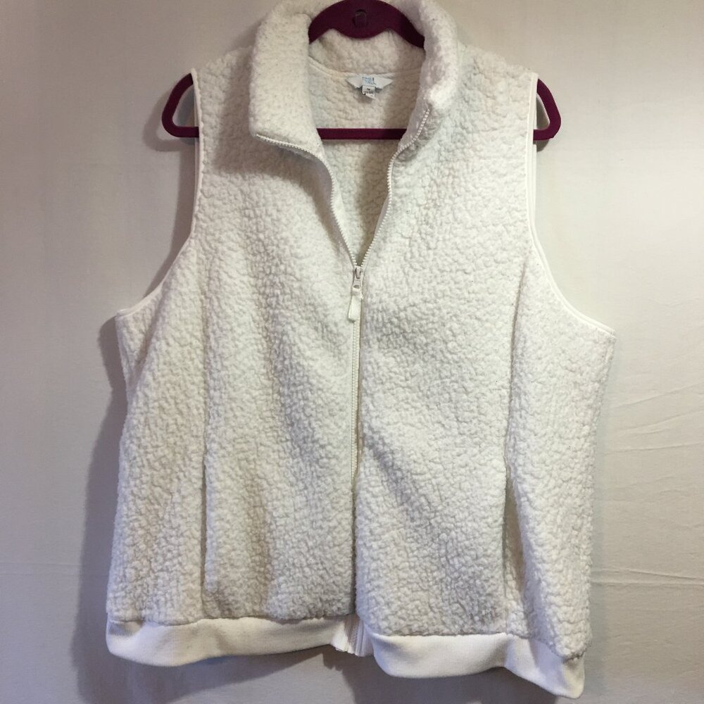 White Sleeveless zipper vest